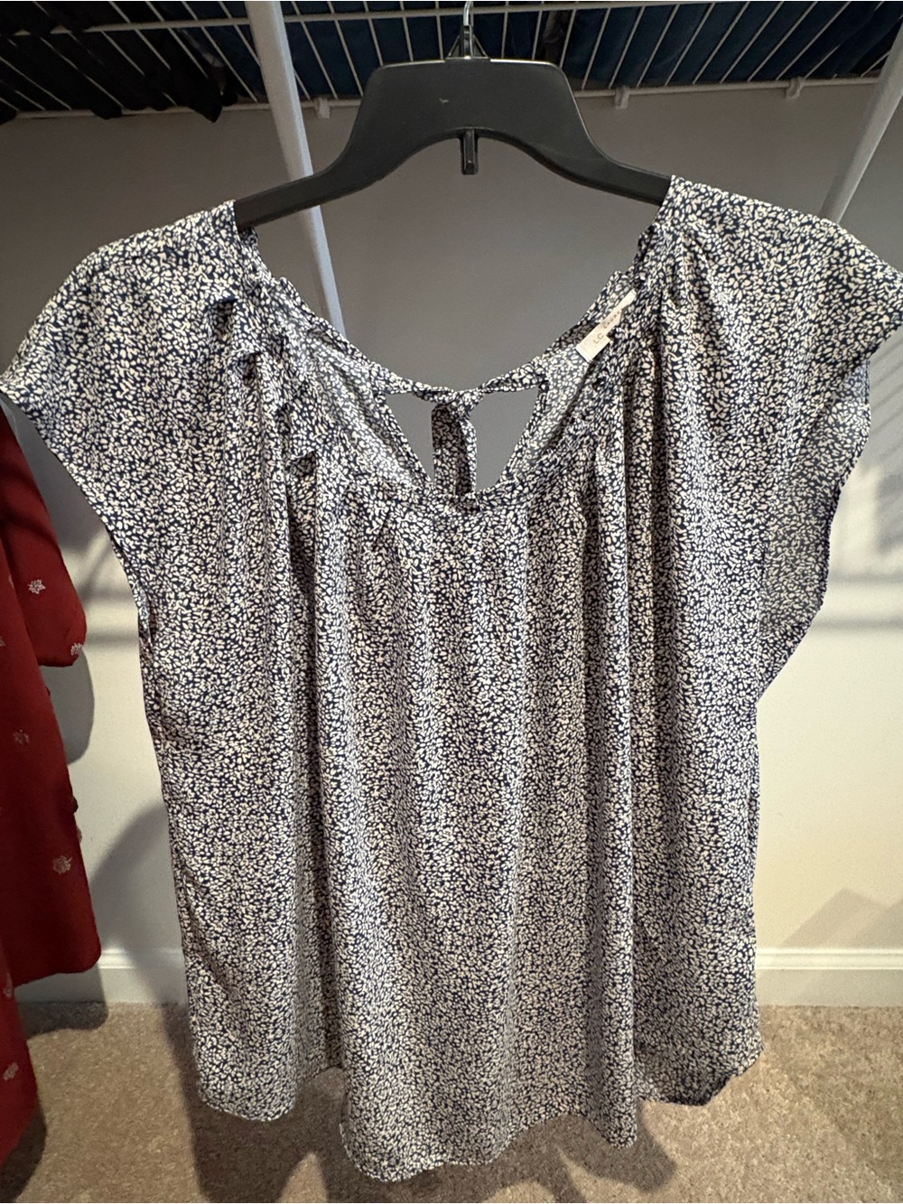 LC Lauren Conrad Navy and White Floral Tie-Back Cap Sleeve Blouse